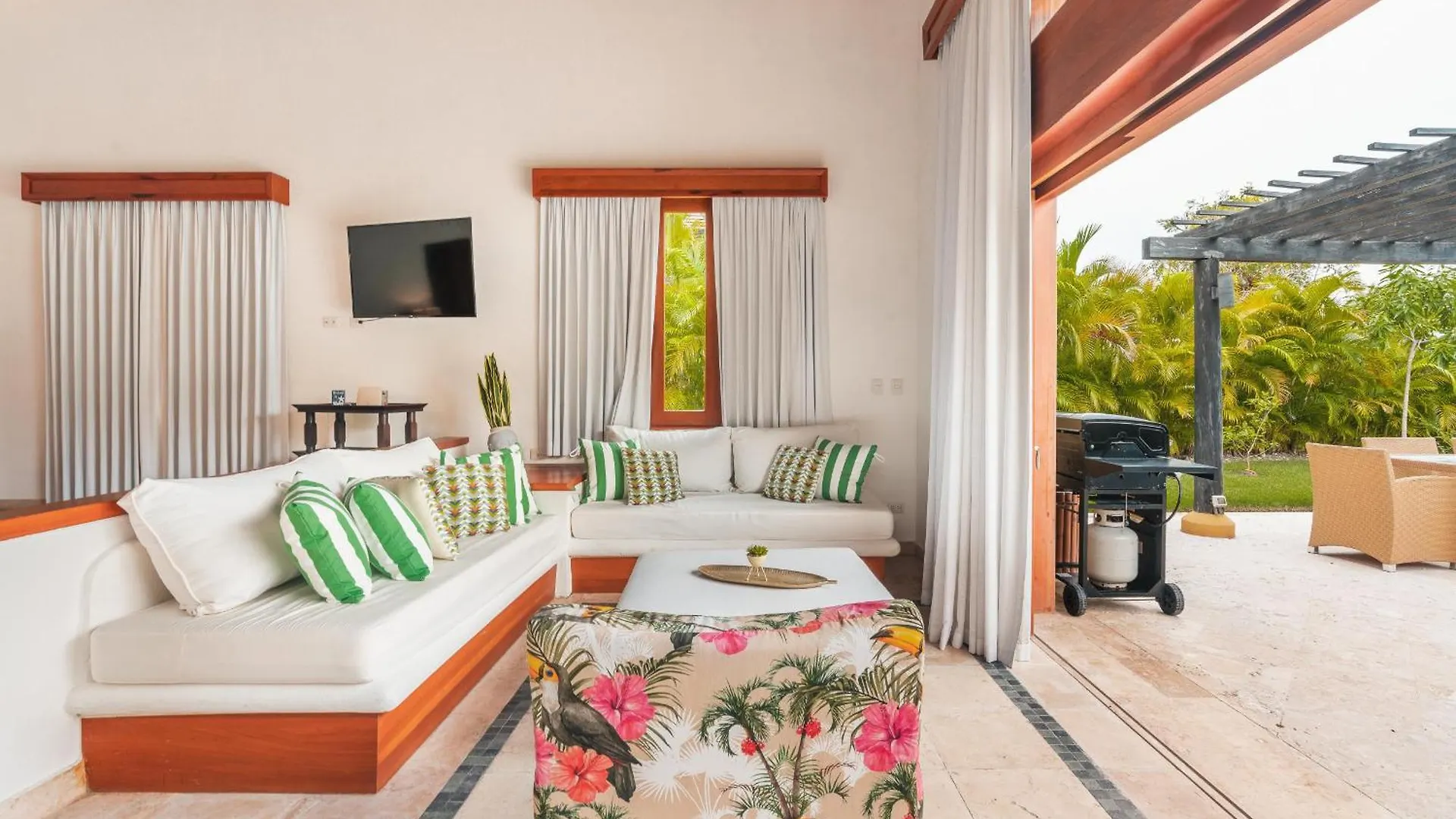 Casa de Férias Bungalow With Tropical Style At Cap Cana A8C Punta Cana
